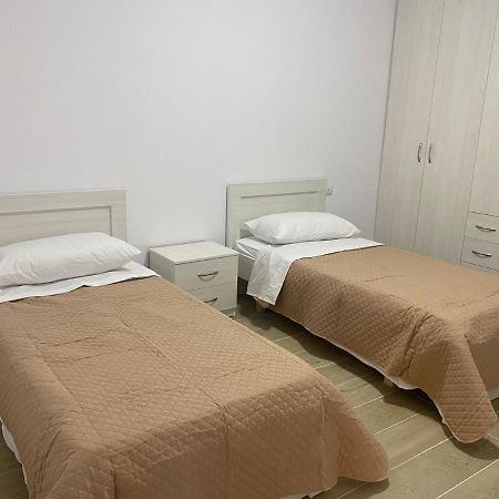 Agetina'S Apartaments Vlore Ngoại thất bức ảnh