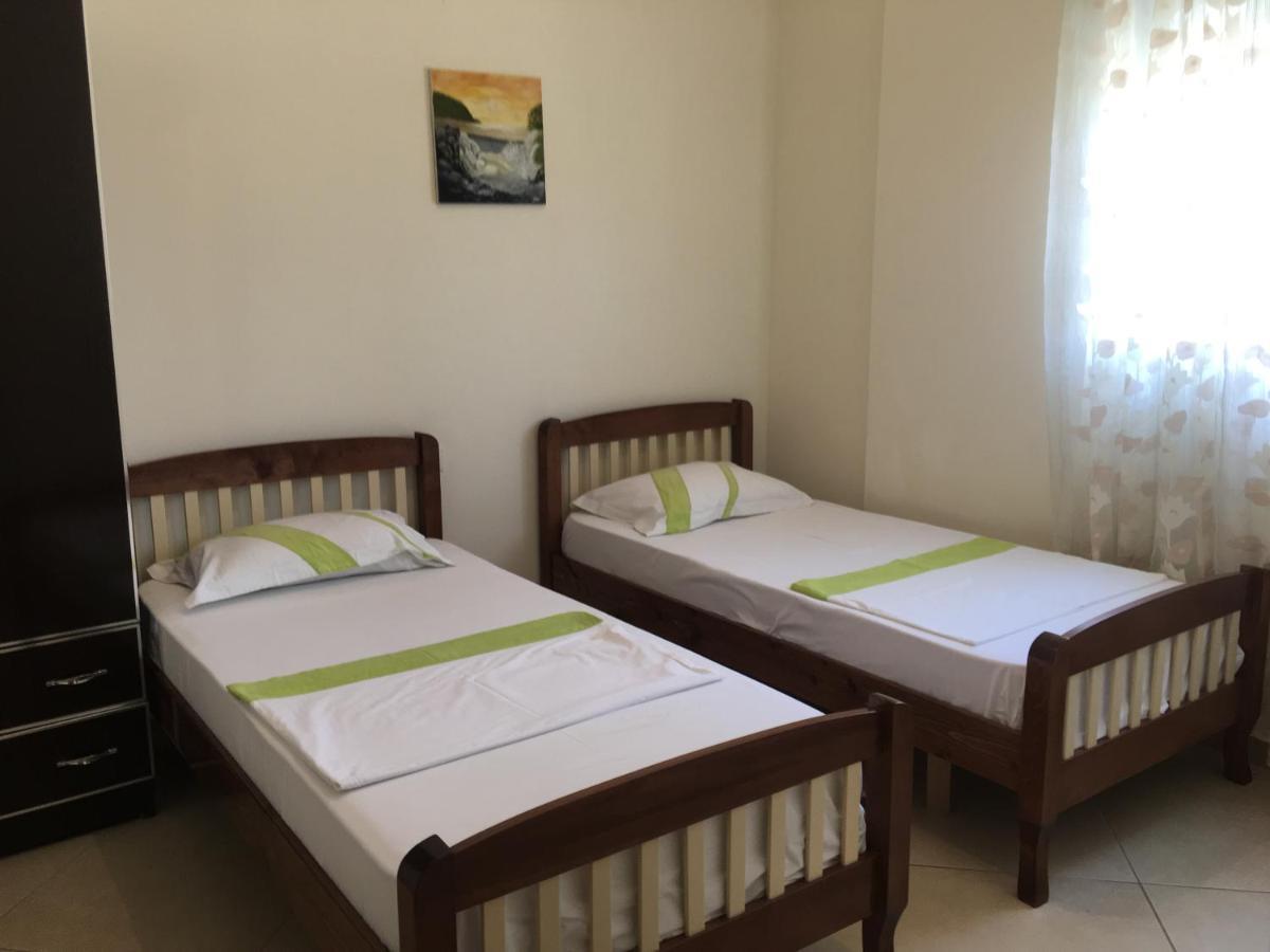 Agetina'S Apartaments Vlore Ngoại thất bức ảnh