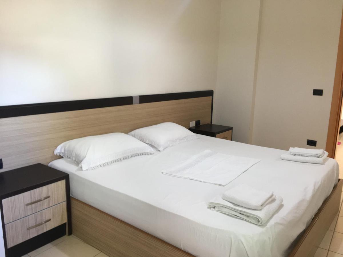 Agetina'S Apartaments Vlore Ngoại thất bức ảnh