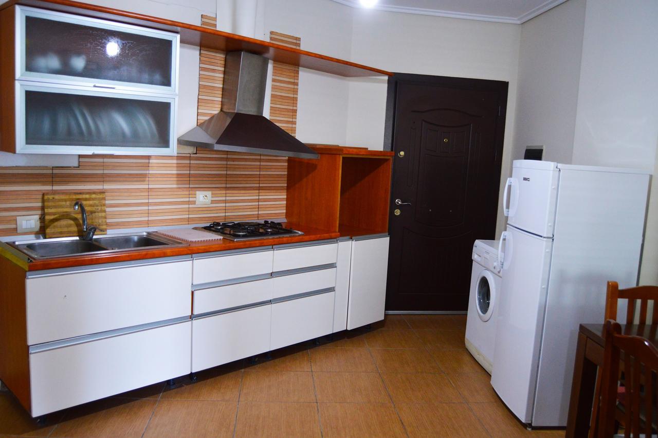 Agetina'S Apartaments Vlore Ngoại thất bức ảnh