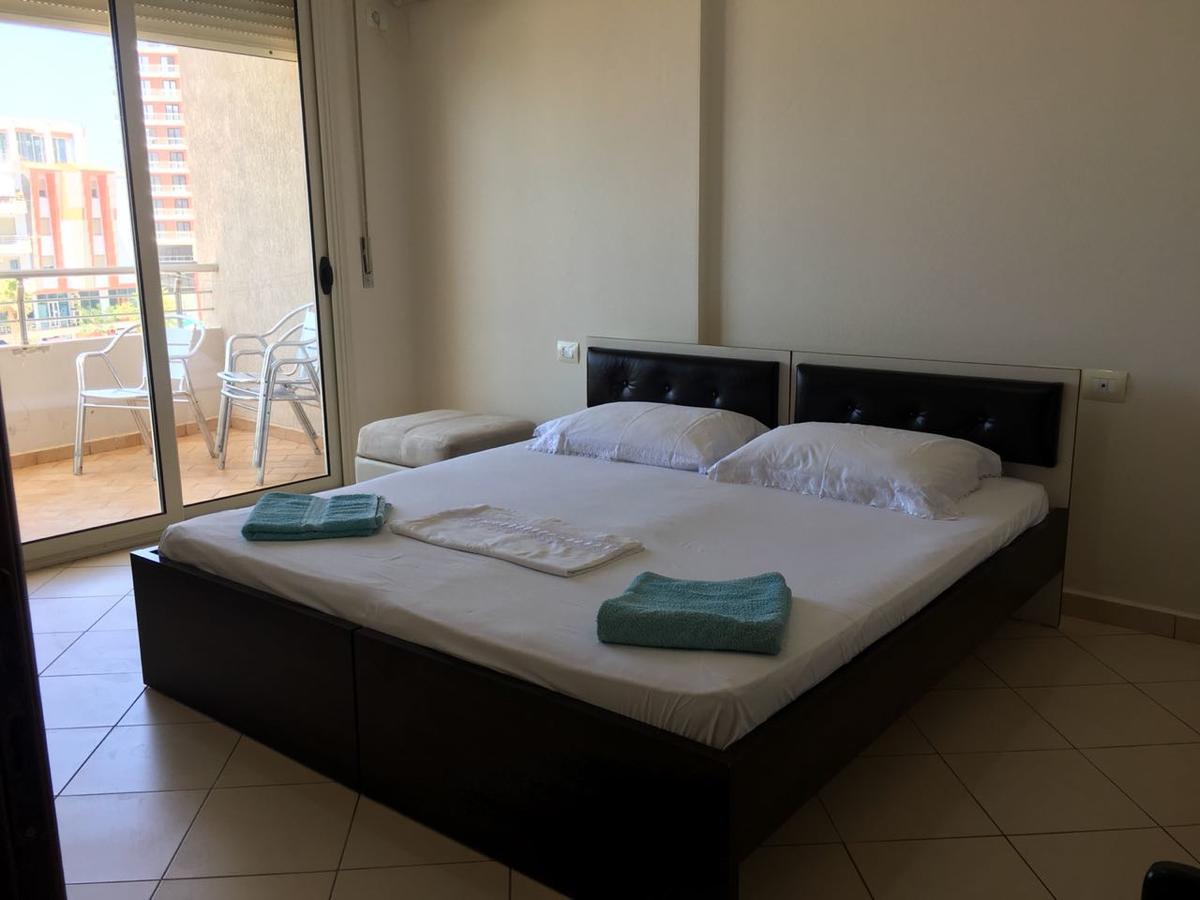 Agetina'S Apartaments Vlore Ngoại thất bức ảnh